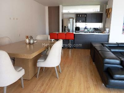Apartamento de 2 alcobas en venta en El Poblado, Medellín, 159 m² · foto 6 de 15