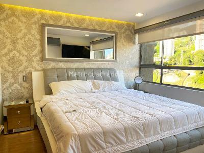 Apartamento de 3 alcobas en arriendo en Castropol, Medellín, 110 m² · foto 8 de 19