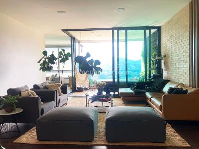 Apartamento de 3 alcobas en venta en El Poblado, Medellín, 300 m² · foto 2 de 20