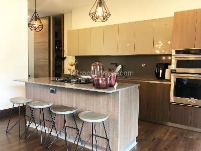 Apartamento de 3 alcobas en venta en El Poblado, Medellín, 300 m² · foto 5 de 20