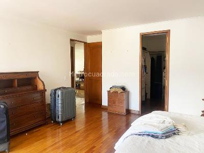 Apartamento de 3 alcobas en arriendo en El Poblado, Medellín, 187 m² · foto 10 de 19