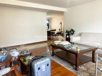 Apartamento de 3 alcobas en arriendo en El Poblado, Medellín, 187 m² · foto 4 de 19