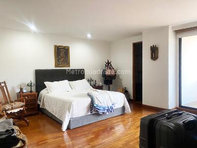 Apartamento de 3 alcobas en arriendo en El Poblado, Medellín, 187 m² · foto 9 de 19