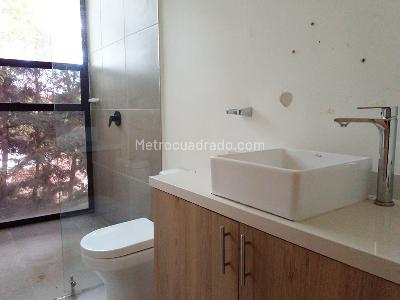 Casa de 5 alcobas en venta en Envigado, Envigado, 386 m² · foto 18 de 20