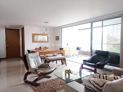 Apartamento de 2 alcobas en venta en Los Balsos, Medellín, 135 m² · foto 4 de 19
