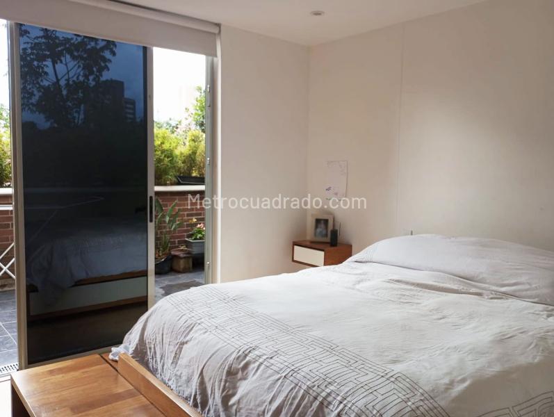 Apartamento Amplio de 3 Alcobas con Terraza en El Poblado - 8