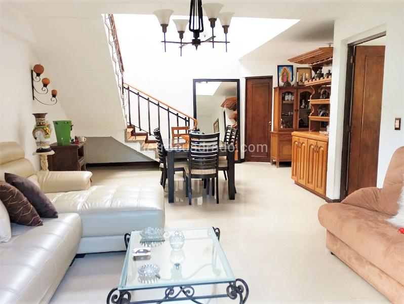 Furnished 3BR House in El Poblado - 2