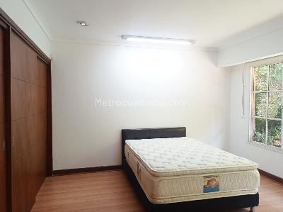 Casa de 4 alcobas en arriendo en El Poblado, Medellín, 500 m² · foto 16 de 20