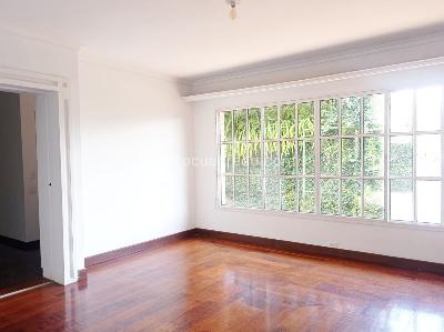 Casa de 4 alcobas en arriendo en El Poblado, Medellín, 500 m² · foto 6 de 20