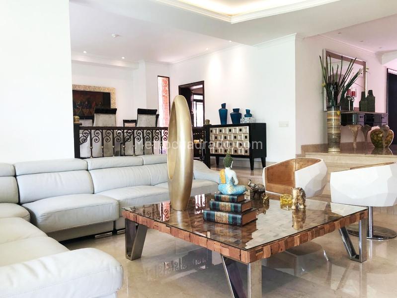 4BR House with 5 Baths in El Poblado Gated Unit (450m²) - 4