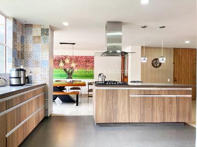Apartamento de 3 alcobas en venta en El Poblado, Medellín, 190 m² · foto 10 de 20