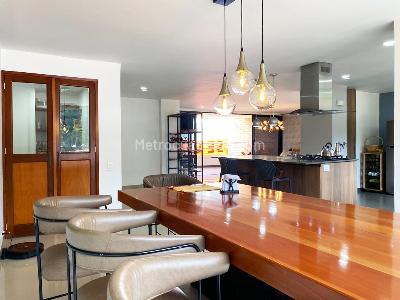 Apartamento de 3 alcobas en venta en El Poblado, Medellín, 190 m² · foto 5 de 20