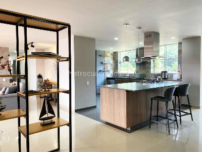 Apartamento de 3 alcobas en venta en El Poblado, Medellín, 190 m² · foto 8 de 20