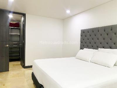 Apartamento de 3 alcobas en venta en Lalinde, Medellín, 146 m² · foto 12 de 20