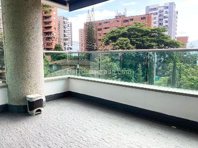 Apartamento de 3 alcobas en venta en Lalinde, Medellín, 146 m² · foto 19 de 20