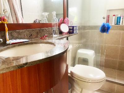 Casa de 3 alcobas en venta en Los Benedictinos, Envigado, 239 m² · foto 16 de 20