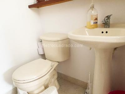Casa de 3 alcobas en venta en Los Benedictinos, Envigado, 239 m² · foto 20 de 20