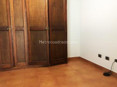 Casa de 4 alcobas en venta en El Poblado, Medellín, 375 m² · foto 11 de 20