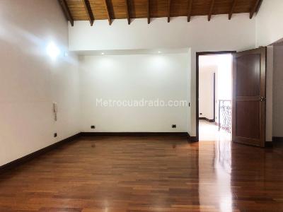 Casa de 4 alcobas en venta en El Poblado, Medellín, 375 m² · foto 16 de 20