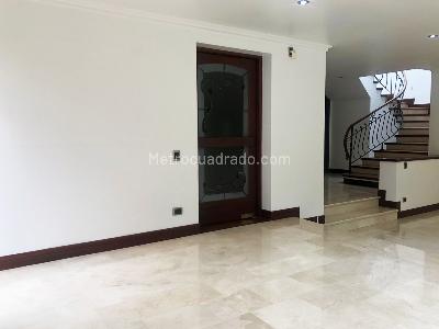Casa de 4 alcobas en venta en El Poblado, Medellín, 375 m² · foto 6 de 20