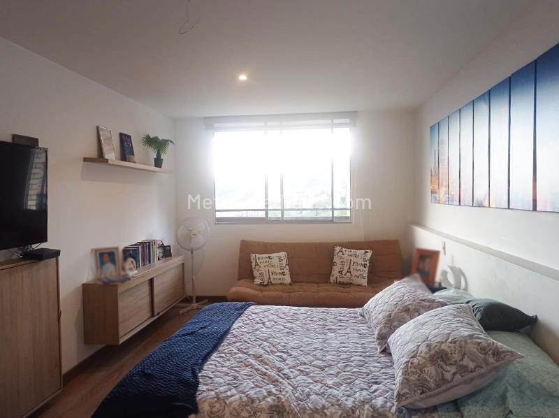 Furnished 2BR Apartment with Pool in El Poblado - 9