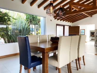 Casa de 3 alcobas en venta en Rionegro, Rionegro, 384 m² · foto 3 de 20
