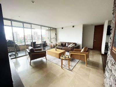 Apartamento de 3 alcobas en venta en Los Balsos, Medellín, 145 m² · foto 4 de 19