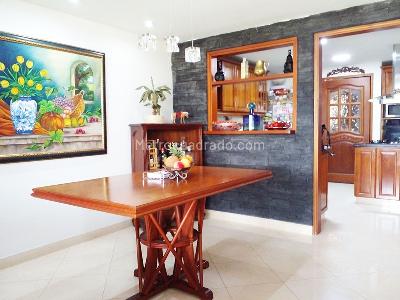 Casa de 3 alcobas en venta en Envigado, Envigado, 236 m² · foto 7 de 20