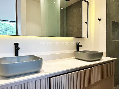 Apartamento de 3 alcobas en venta en El Poblado, Medellín, 215 m² · foto 16 de 19