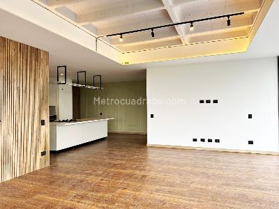 Apartamento de 3 alcobas en venta en El Poblado, Medellín, 215 m² · foto 3 de 19
