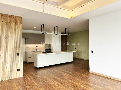 Apartamento de 3 alcobas en venta en El Poblado, Medellín, 215 m² · foto 6 de 19