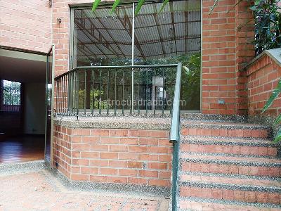 Casa de 3 alcobas en venta en El Poblado, Medellín, 270 m² · foto 19 de 20