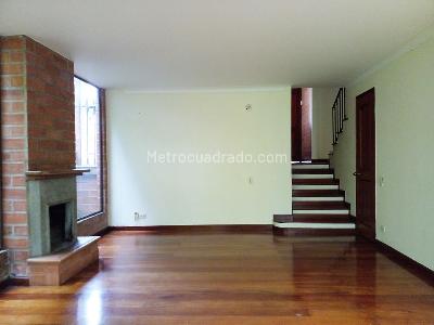 Casa de 3 alcobas en venta en El Poblado, Medellín, 270 m² · foto 2 de 20
