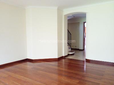 Casa de 3 alcobas en venta en El Poblado, Medellín, 270 m² · foto 4 de 20