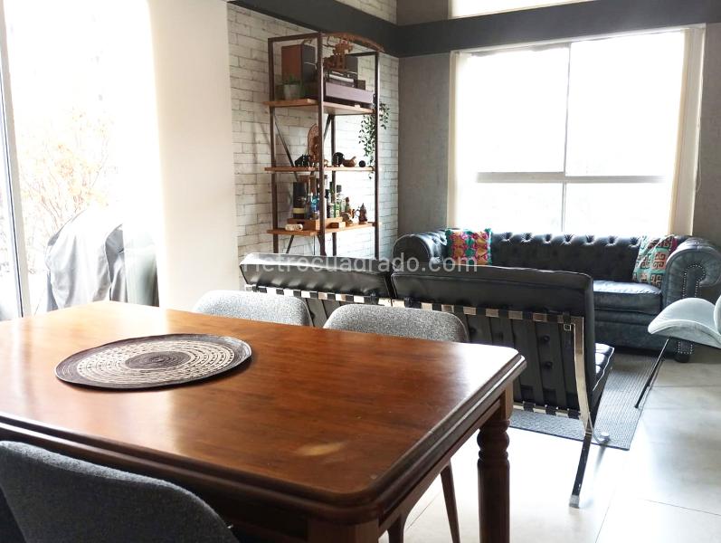 Apartamento de 2 Alcobas con Balcón y Parqueadero Cubierto en Los Balsos - 2