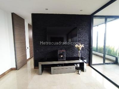 Apartamento en arriendo en El Poblado, Medellín · foto 4 de 20