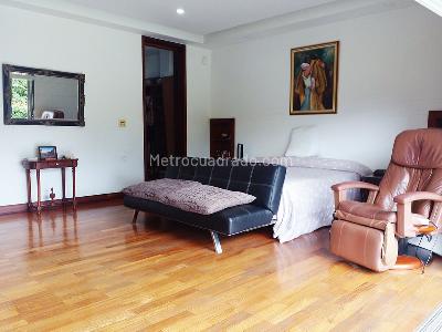 Casa de 4 alcobas en venta en Envigado, Envigado, 1000 m² · foto 13 de 19