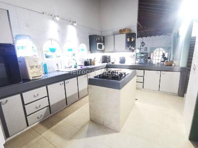 Casa de 4 alcobas en arriendo en Envigado, Envigado, 450 m² · foto 4 de 19