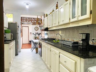 Casa en arriendo en El Poblado, Medellín · foto 6 de 19