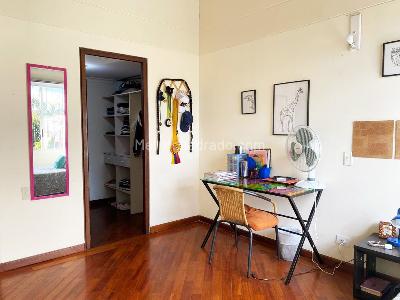 Casa de 4 alcobas en venta en El Poblado, Medellín, 298 m² · foto 15 de 19