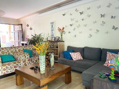 Casa de 4 alcobas en venta en El Poblado, Medellín, 298 m² · foto 3 de 19