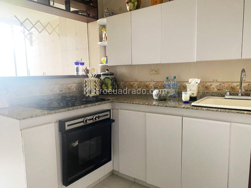 Apartamento Amoblado de 3 Alcobas con Áreas Sociales en El Poblado - 5