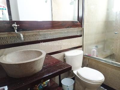 Casa de 3 alcobas en venta en El Poblado, Medellín, 240 m² · foto 16 de 20