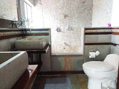 Casa de 3 alcobas en venta en El Poblado, Medellín, 240 m² · foto 17 de 20