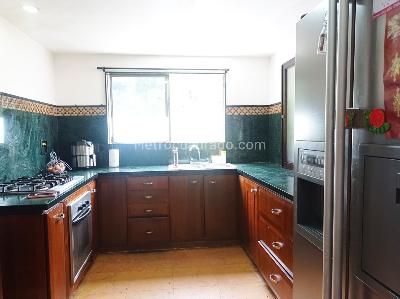 Casa de 3 alcobas en venta en El Poblado, Medellín, 240 m² · foto 7 de 20