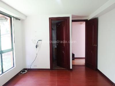 Casa de 4 alcobas en venta en El Poblado, Medellín, 433 m² · foto 12 de 19
