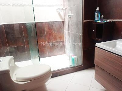 Casa de 4 alcobas en venta en El Poblado, Medellín, 433 m² · foto 17 de 19
