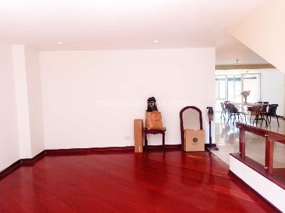 Casa de 4 alcobas en venta en El Poblado, Medellín, 433 m² · foto 2 de 19