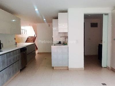 Casa de 4 alcobas en venta en El Poblado, Medellín, 433 m² · foto 4 de 19