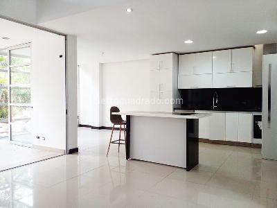 Casa en arriendo en Envigado, Envigado · foto 2 de 20
